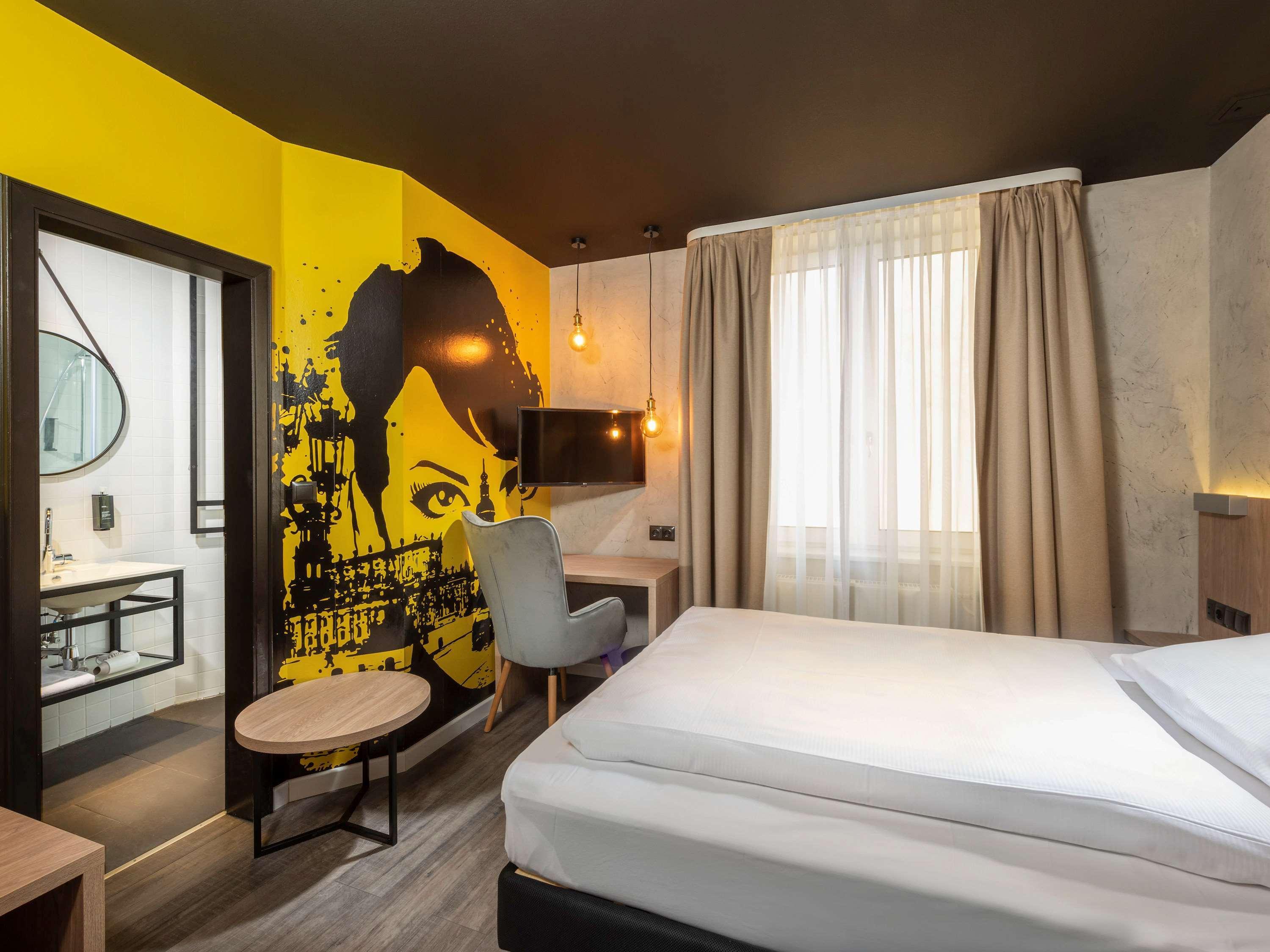 Hotel Ibis Styles Neustadt 3*