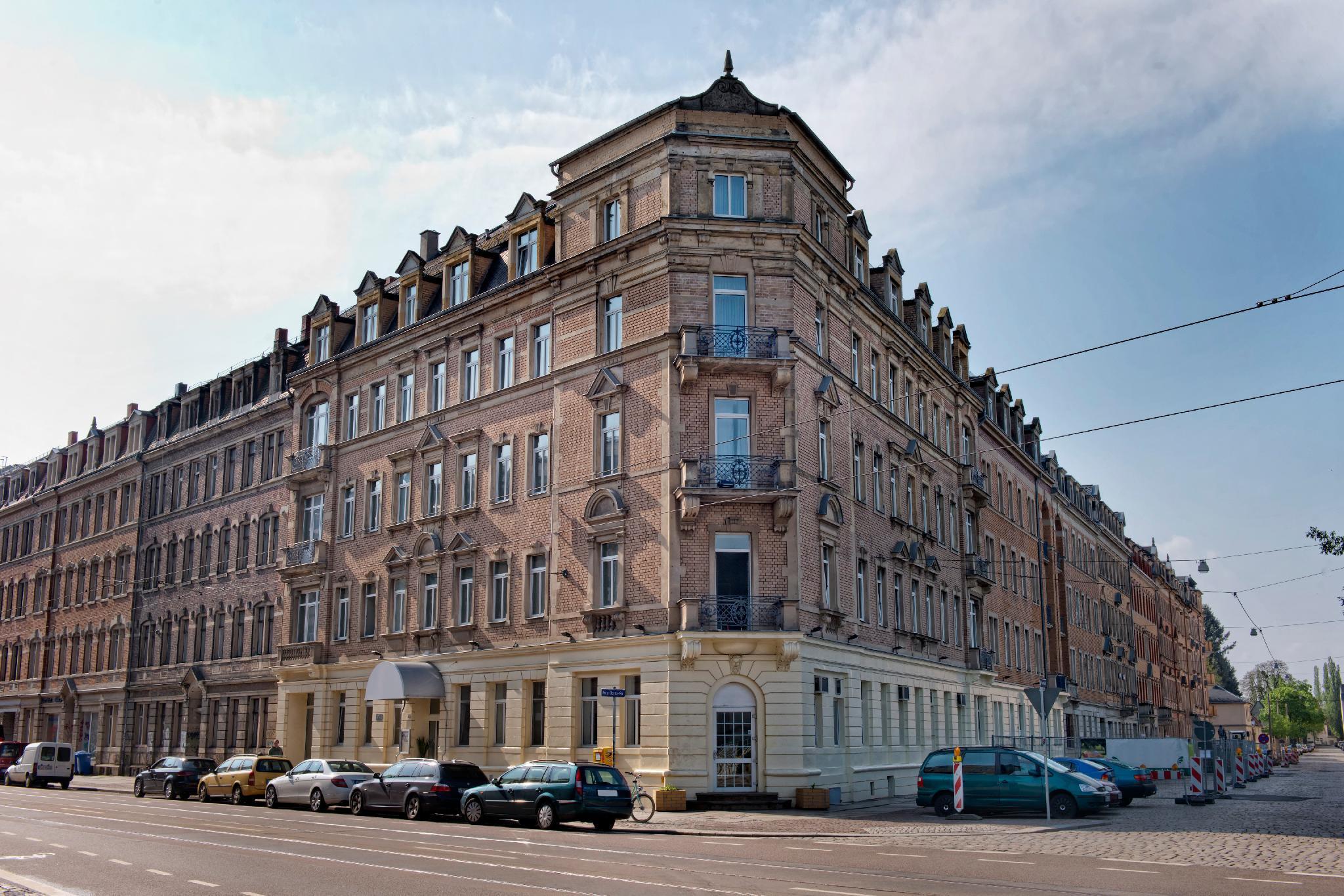 Ibis Styles Neustadt 3*